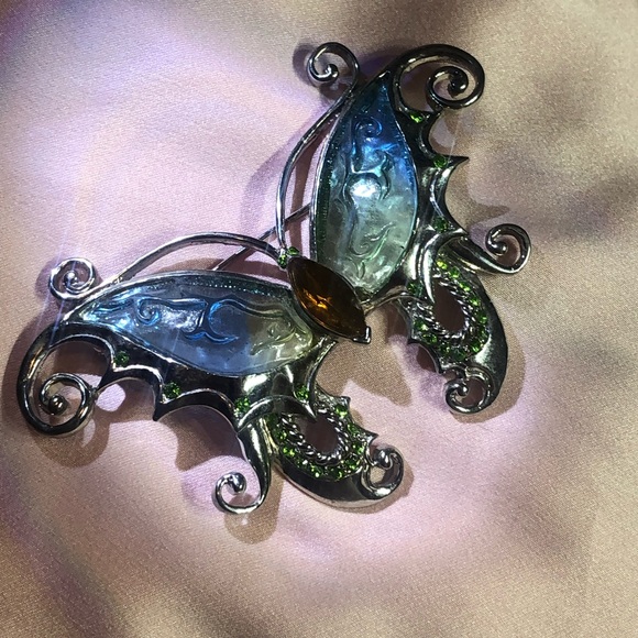 Vintage 70s lucite and rhinestone butterfly brooch - Picture 8 of 8